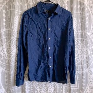 Banana Republic Men’s Button Down (size S)
